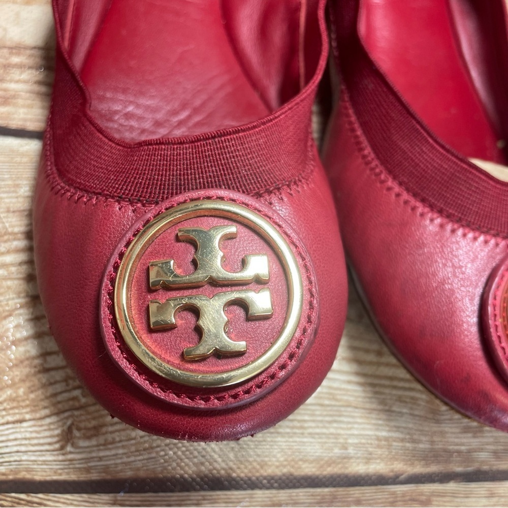 Tory Burch Caroline 2 Cabernet Leather Ballet Flats Gold Logo Women's Size 5 m - Picture 9 of 10